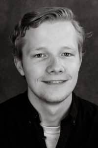 svartvitt porträtt på Pontus Simm, Foto Pontus Eklund