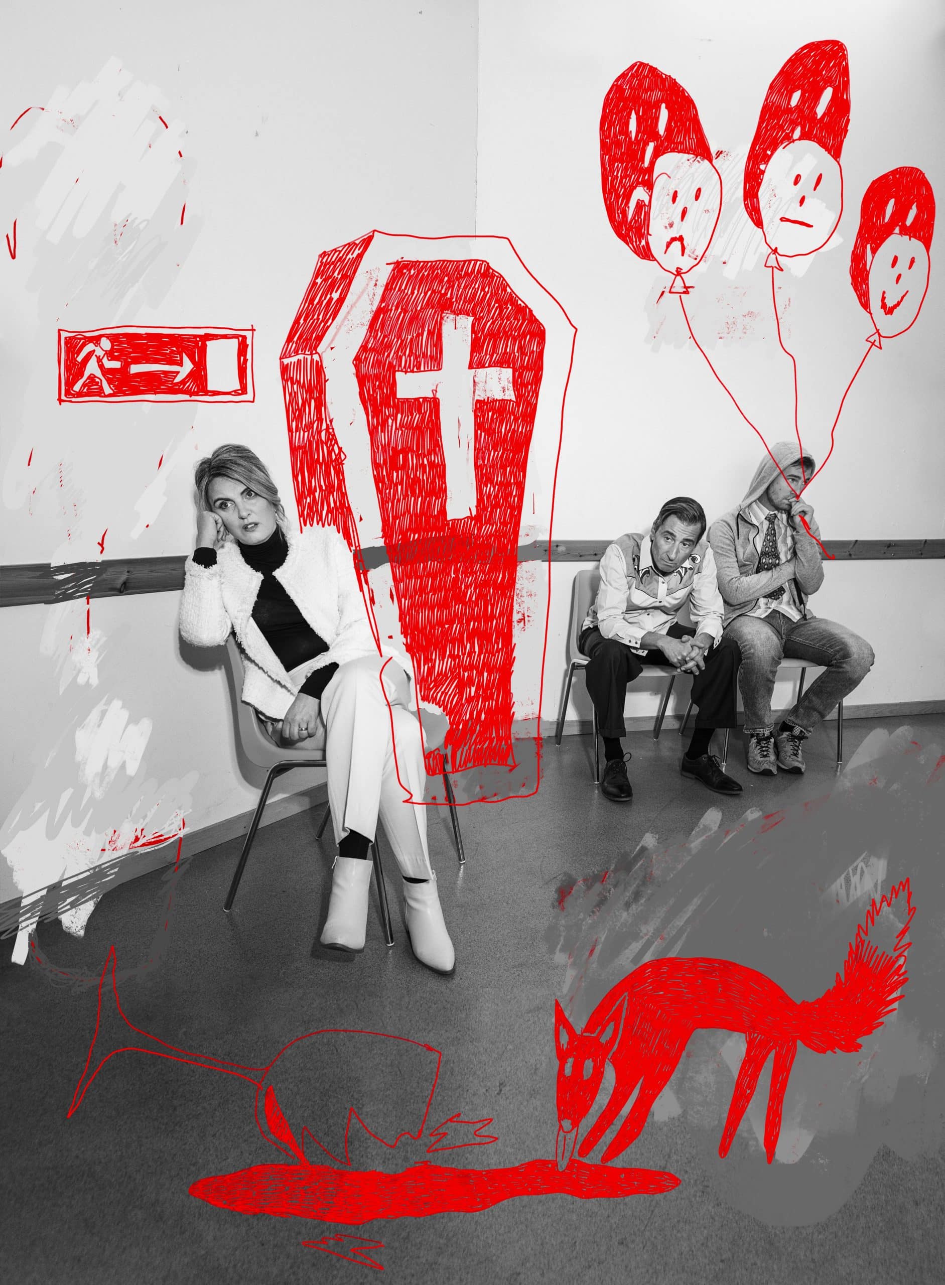 en svartvit bid där tre personer, en kvinna och två män, sitter å varsin stol och ser uttråkade ut. Ilustrationer i röt tovanpå - en kista, en räv som dricker upp ett vinglas, ballonger med glada och ledsna miner